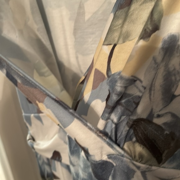 Spring Dress - Picture 5 of 8